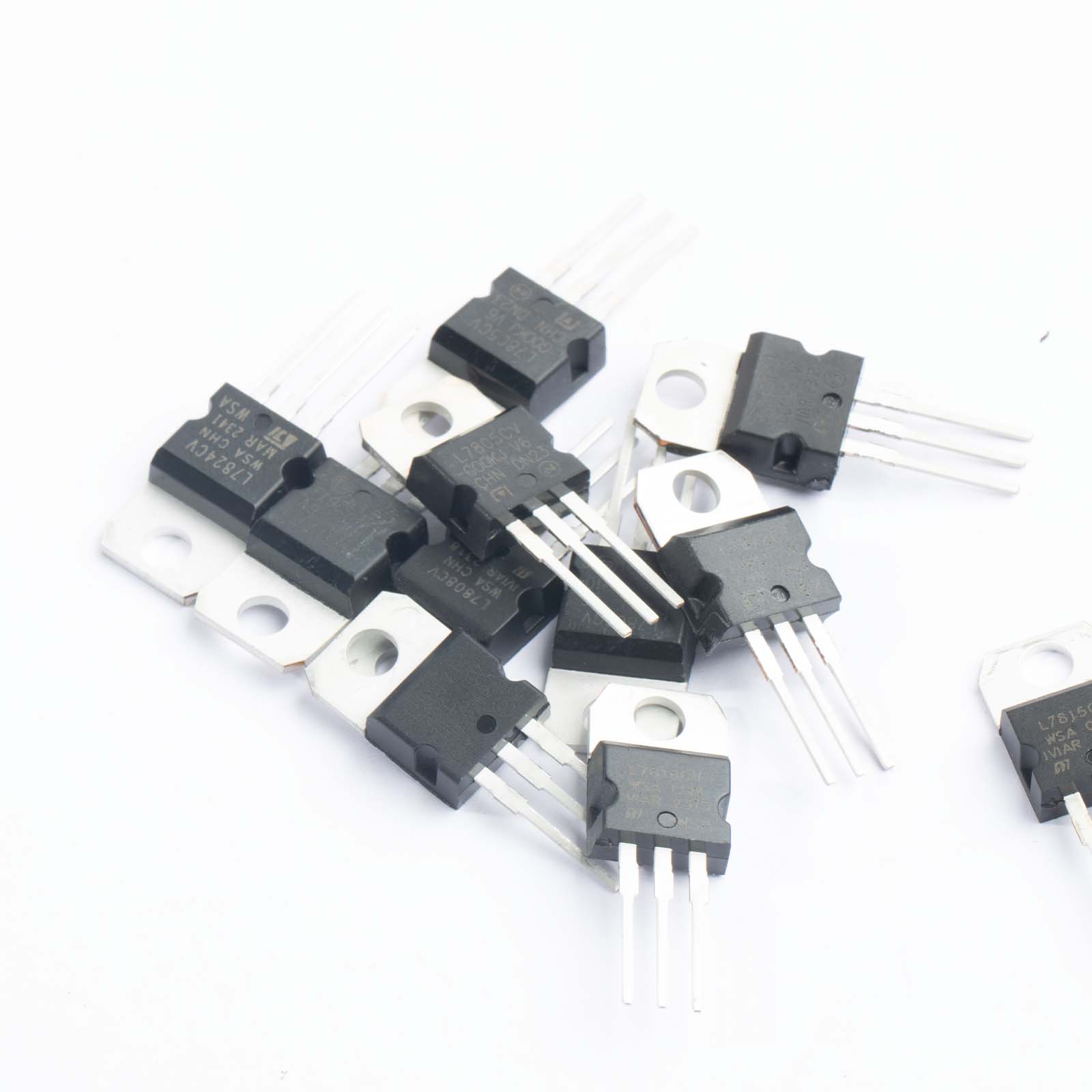 50pcs Voltage Regulator Kit 10 - Mosfet Transistor Set recension och pris